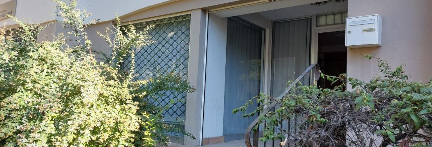 property.type.service  53 m² à louer à Avignon (84000)