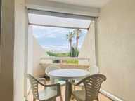 Studio meublé avec coin nuit et terrasse à louer à l'année ! — photo 2