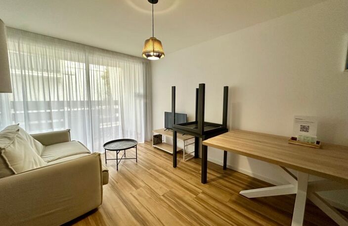 Appartement À Vendre — photo 2