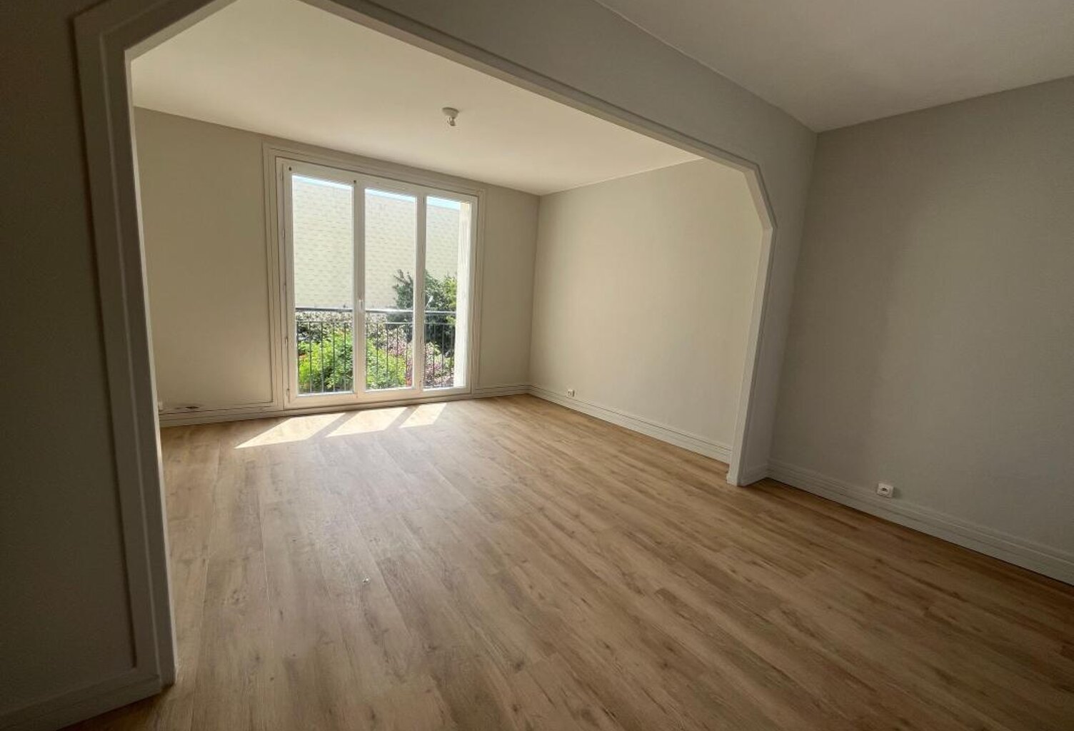 Appartement À Louer — photo 1