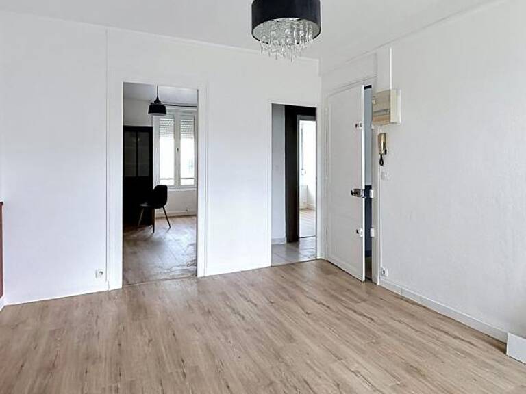 Appartement À Vendre — photo 1