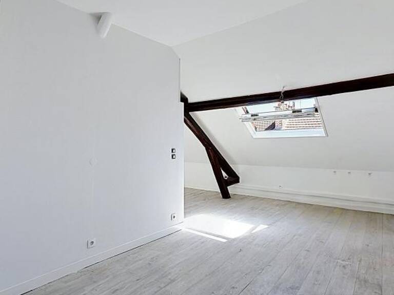 Appartement À Vendre — photo 1