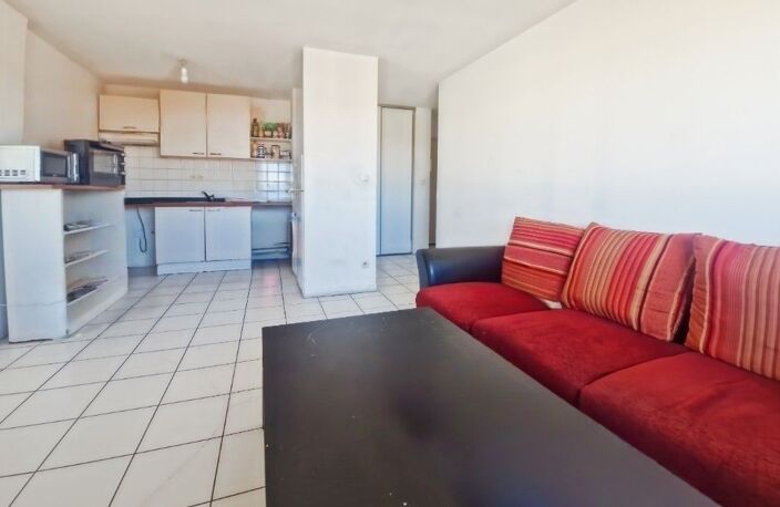 APPARTEMENT A VENDRE - T3 - TOULOUSE - RESIDENCE SECURISE - TERRASSE - PISCINE — photo 2