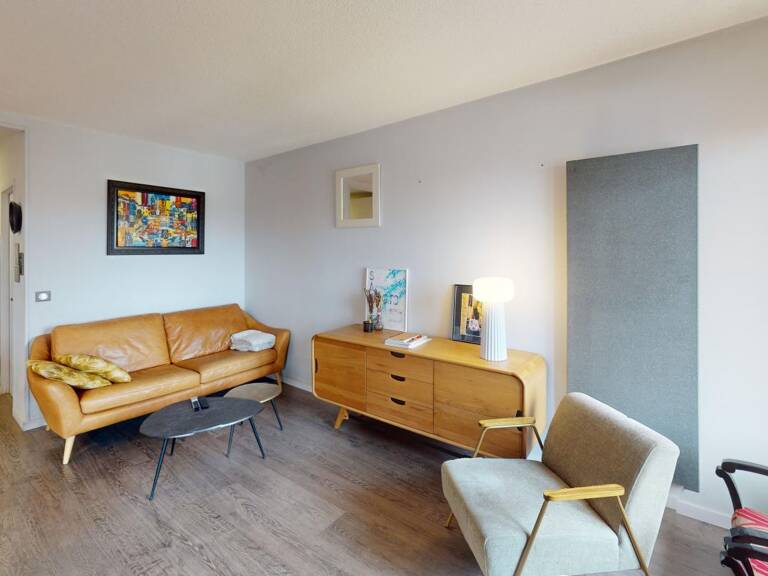 Appartement À Vendre T2 aux Pont des Demoiselles avec Terrasse — photo 1