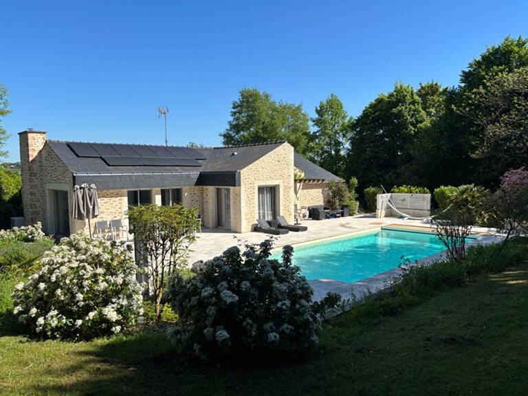 VALLONS DE L'ERDRE DANS UN CADRE IDYLLIQUE MAGNIFIQUE MAISON D'ARCHITECTE — photo 1