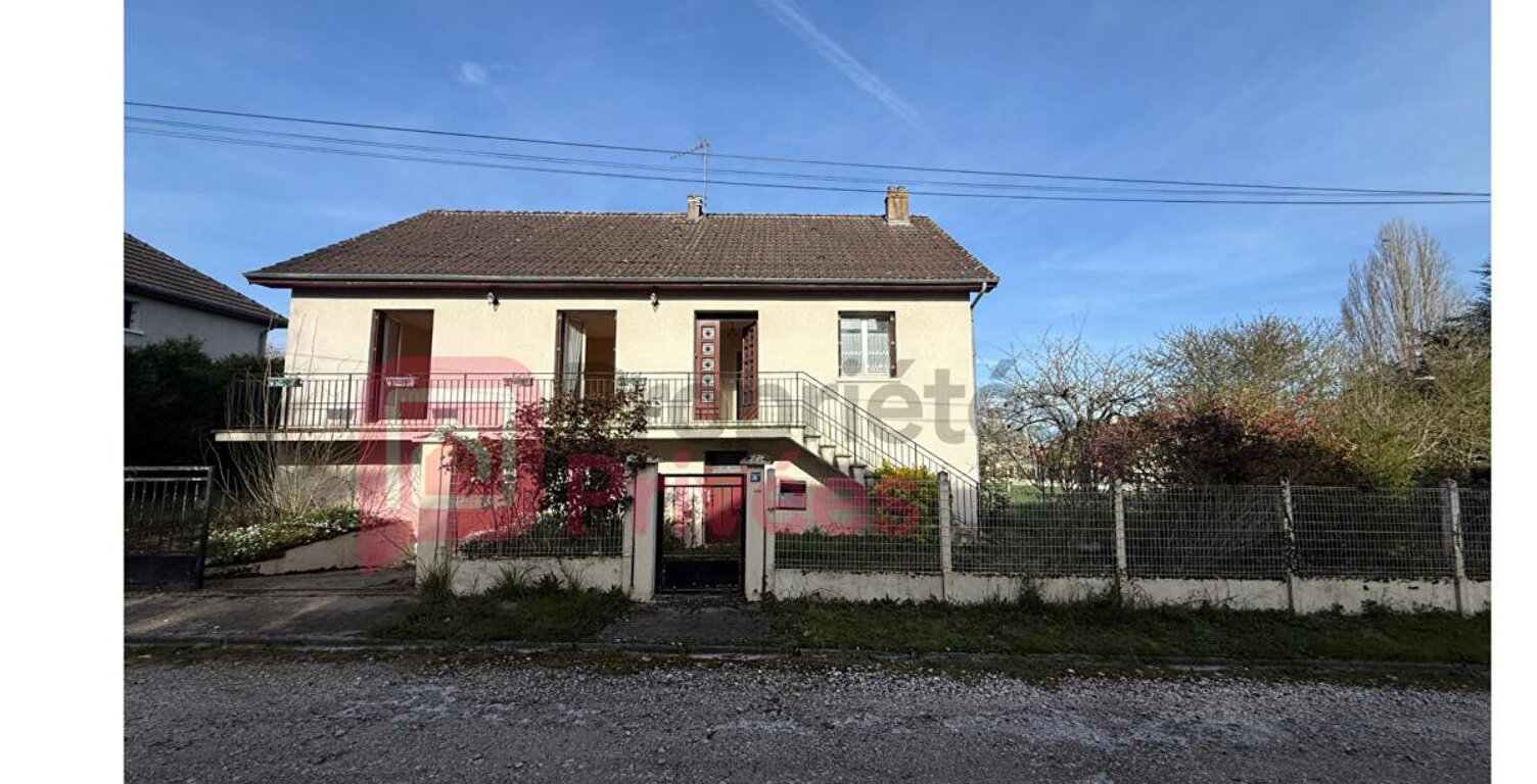 Maison Cosne-sur-loire 4 pièce(s) 101 m2 — photo 1
