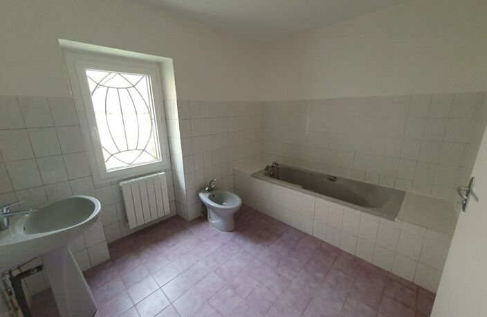 Maison Bourges 4 pièce(s) 94 m2 — photo 5