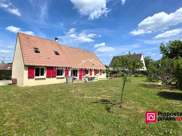 PROCHE DE MAINTENON - CHARTAINVILLIERS - CHARMANTE MAISON FAMILIALE 8 pièces -189 m² — photo du bien
