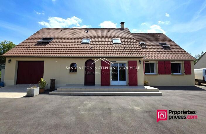 PROCHE DE MAINTENON - CHARTAINVILLIERS - CHARMANTE MAISON FAMILIALE 8 pièces -189 m² — photo 2