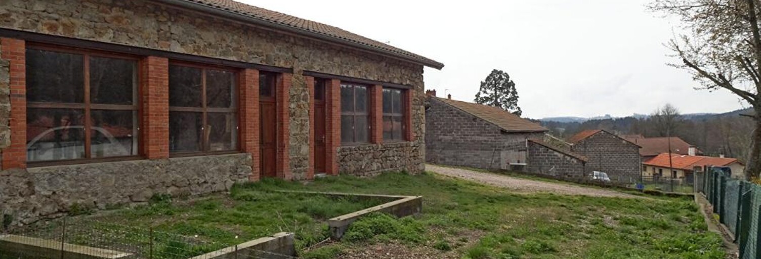 Maison 9 Pièces 129 m² à vendre à Estivareilles (42380)