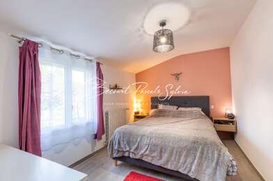 Maison 5 pièces 1250 €