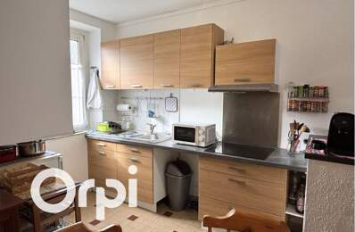 En centre ville, joli 2 pièces meublé — photo du bien