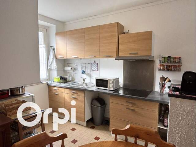 En centre ville, joli 2 pièces meublé — photo du bien