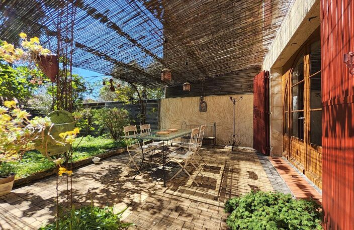 Vente maison 6 pièces 140 m² Cambes (33880) — photo 2