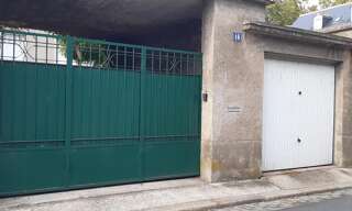 Garage   m² à louer à Tours (37000)