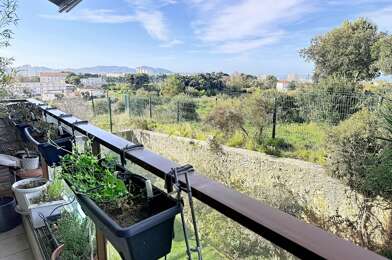 Appartement 4 pièces 215000 €