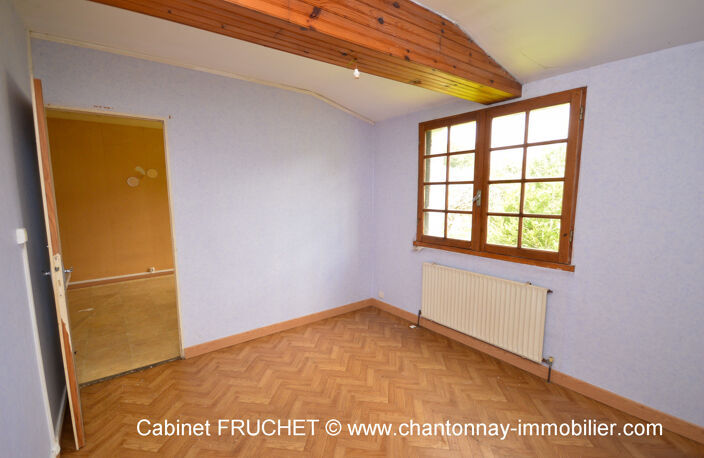 POUZAUGES : Ensemble de 2 logements à rénover — photo 4