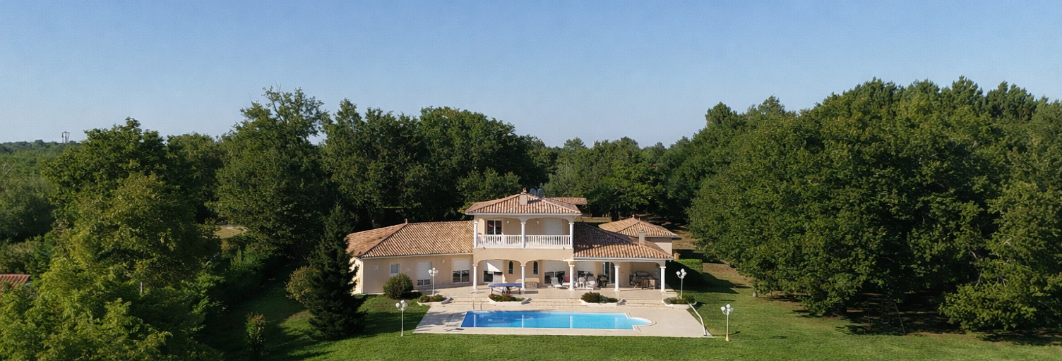 Maison 10 Pièces 336 m² à vendre à Sanguinet (40460)