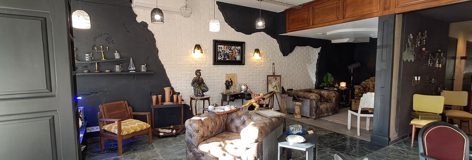 Commerce  94 m² à vendre à Hyères (83400)