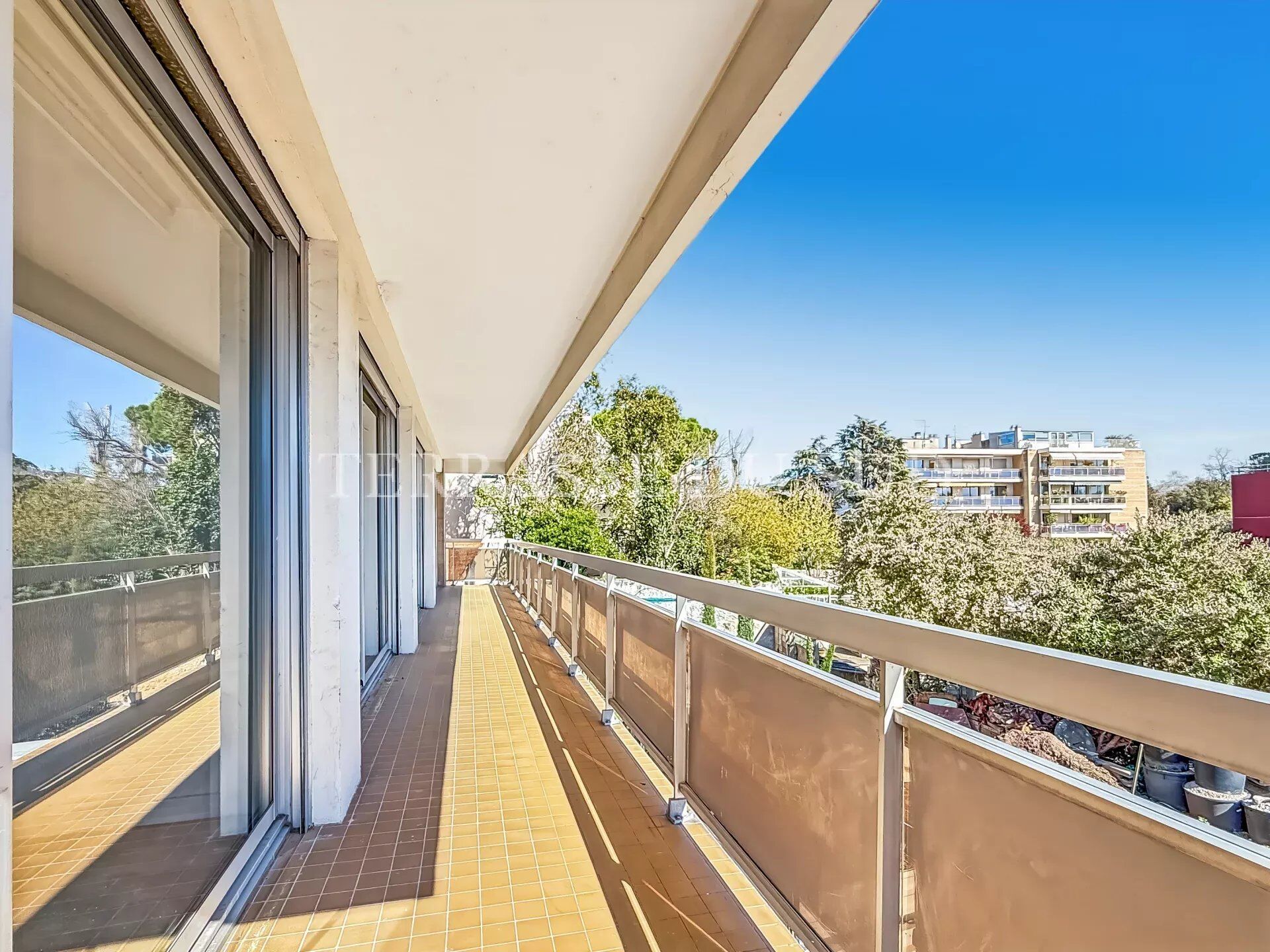 Appartement  T5 à vendre Marseille 8eme 13008