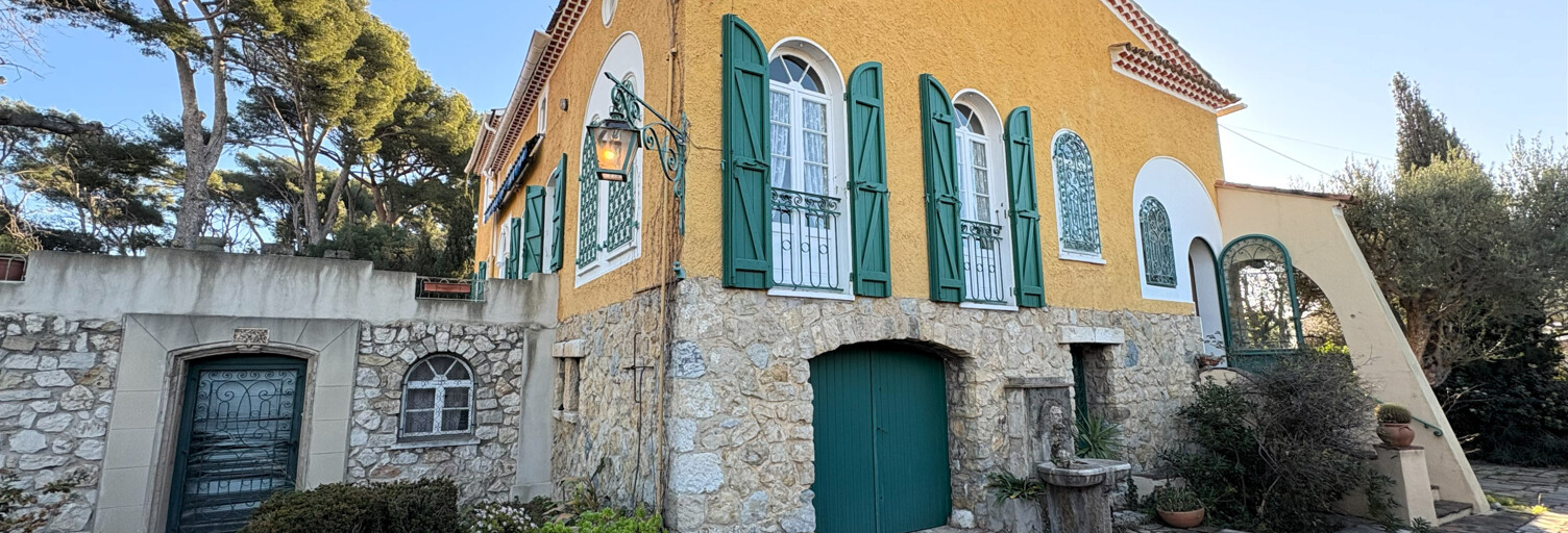 Maison 12 Pièces 250 m² à vendre à Toulon (83000)