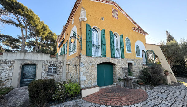 Villa / Maison 12 pièces  à vendre Toulon 83000