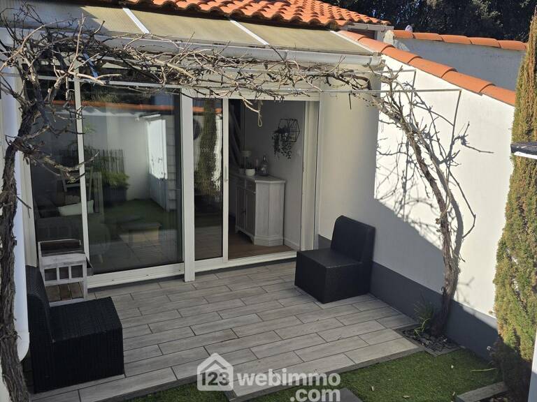 Maison - 29m² - Talmont-Saint-Hilaire — photo 1