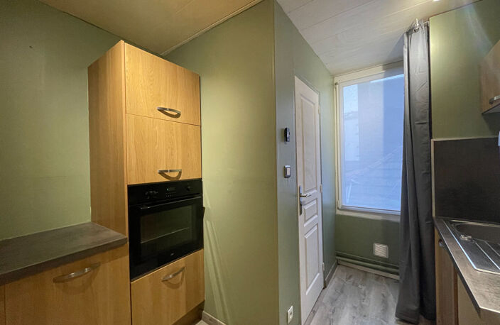 Studio cosy meublé : Quartier calme et sécurisé, écoles à proximité — photo 3