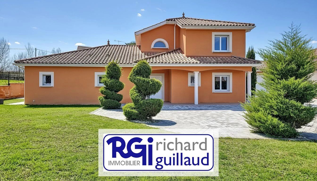 Villa / Maison  T6 à vendre Bourgoin-Jallieu 38300