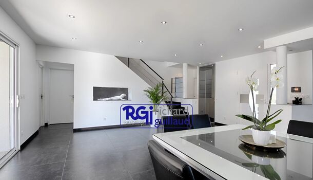 Villa / Maison 6 pièces  à vendre Bourgoin-Jallieu 38300