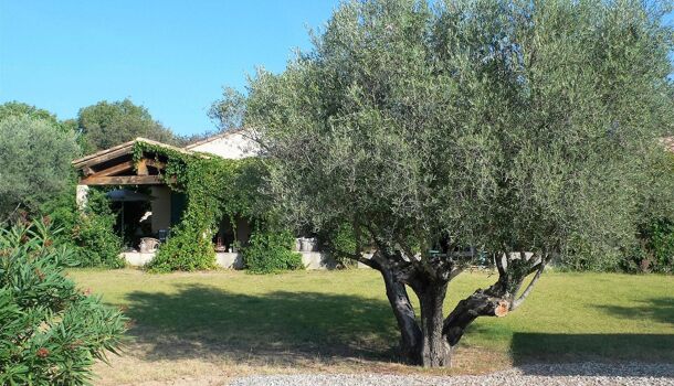 Villa / Maison 5 pièces  à vendre Cotignac 83570