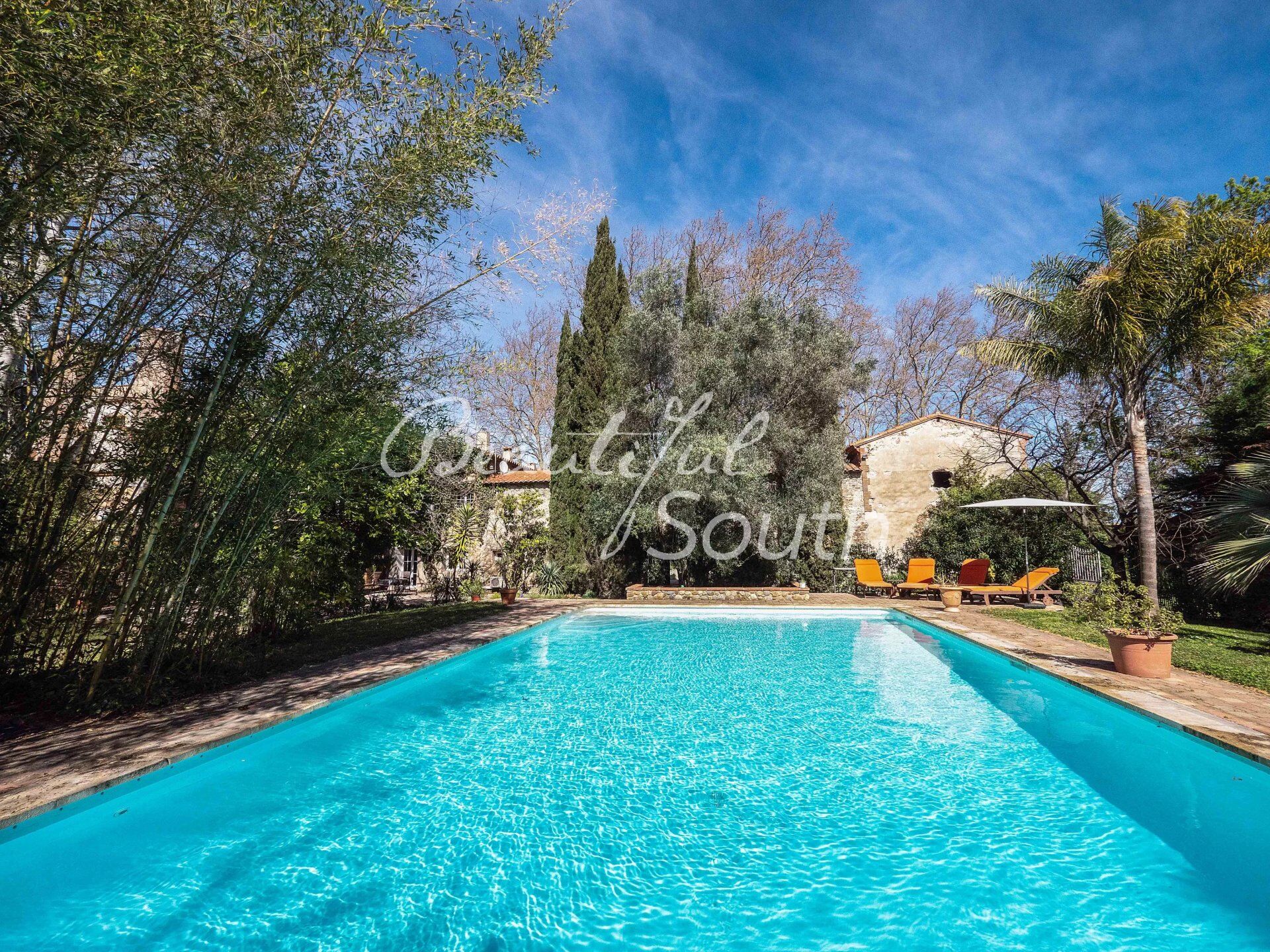 Villa / Maison  T20 à vendre Perpignan 66000