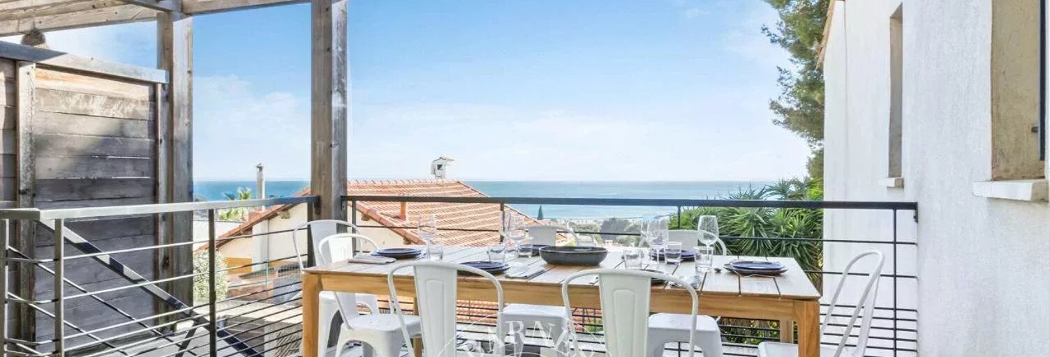 Appartement 4 Pièces 94 m² à louer à Cassis (13260)