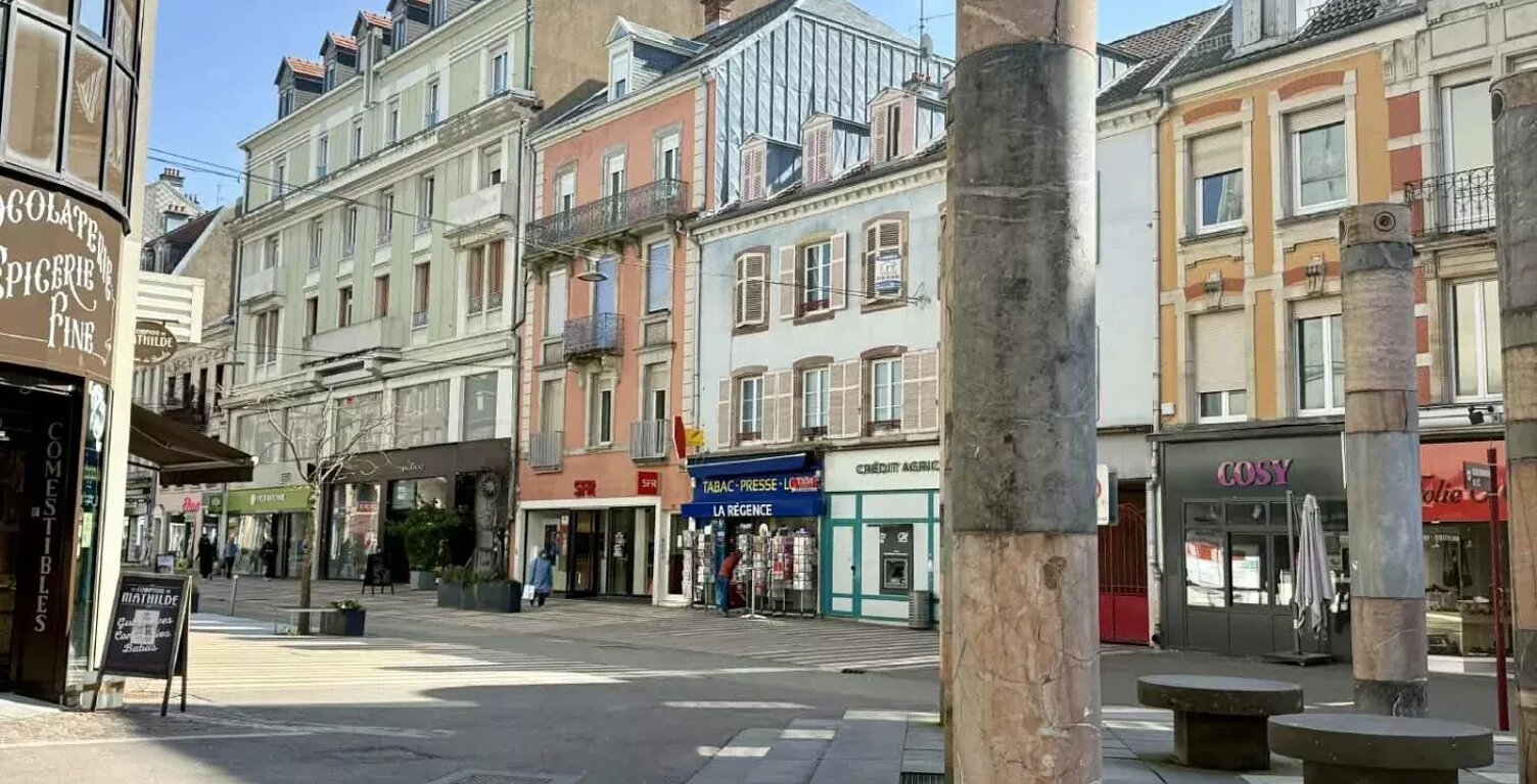 Appartement T3 de 55,43 m² au 4ème étage– Emplacement central en rue piétonne — photo 1