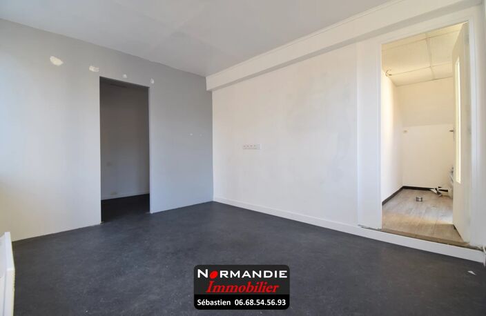 Local commercial — photo 3