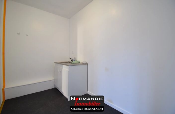 Local commercial — photo 4