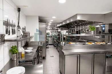 Commerce  2480000 €