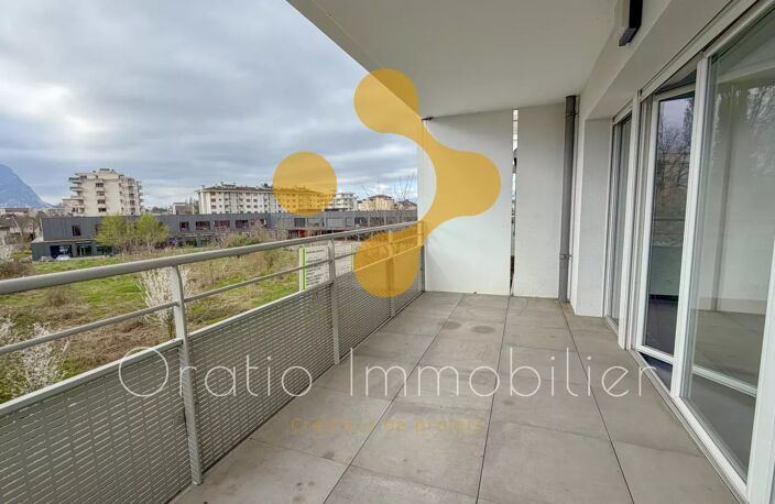 Superbe T4 de 85 m² – entrée de Ville-la-Grand — photo 3