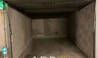 Garage   m² à louer à Grasse (06130)