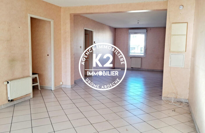 APPARTEMENT T3 - 83 M² - TERRASSE — photo 4