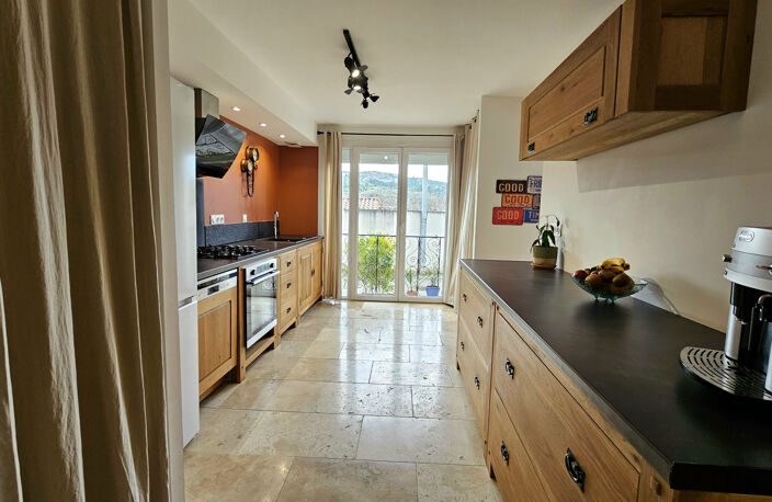 A Gignac-la-Nerthe charmante maison de village T3 de 83 m2 — photo 5