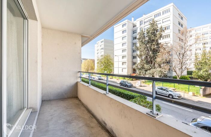 Beaux volumes pour ce T3 avec jardin en copropriété  - Secteur Gerland — photo 2
