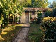 Maison en pierre avec jardin, fort potentiel à exploiter — photo 2