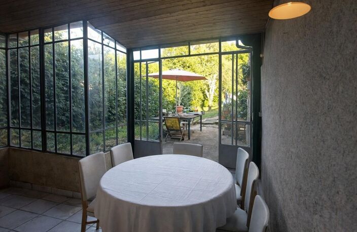 Maison en pierre avec jardin, fort potentiel à exploiter — photo 4