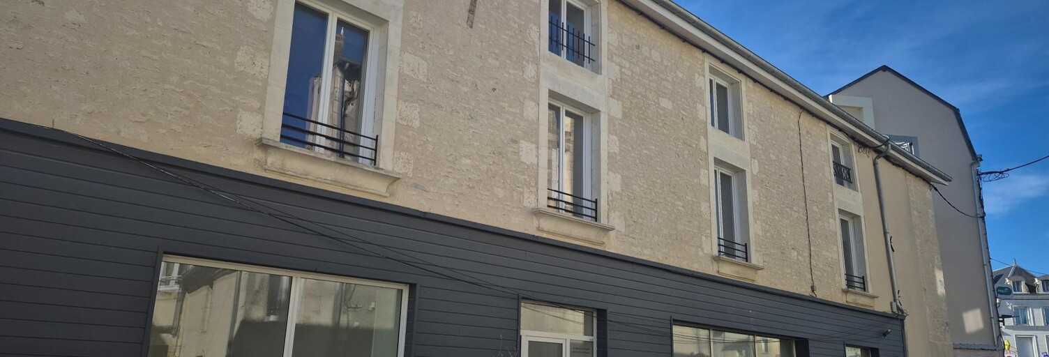 Immeuble  210 m² à vendre à Neuville-de-Poitou (86170)