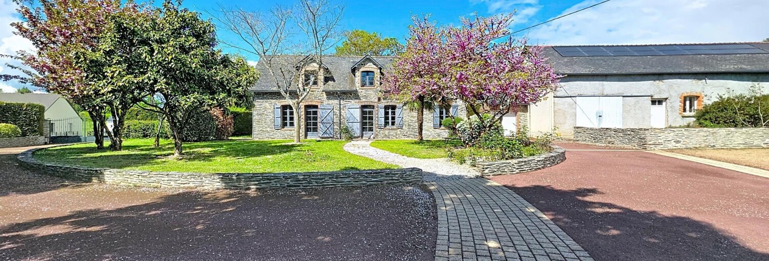 Maison 7 Pièces 176 m² à vendre à Vallons-de-l'Erdre (44540)