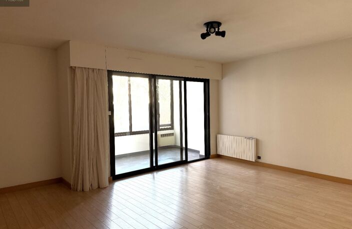 T3 RODEZ CENTRE — photo 2