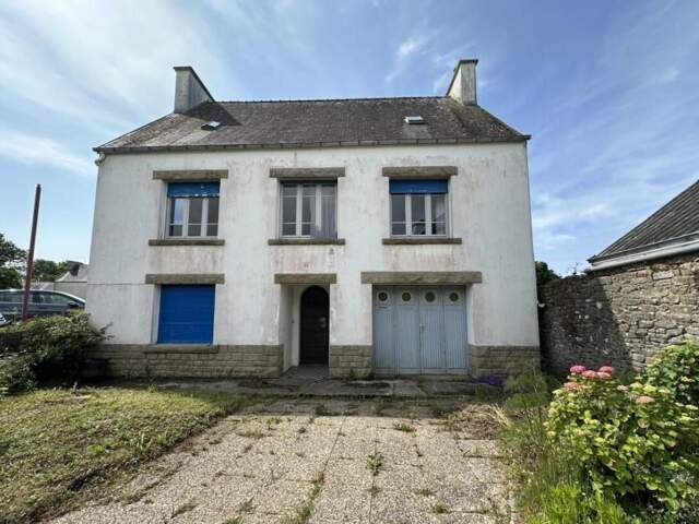 Maison de bourg à rénover. — photo du bien