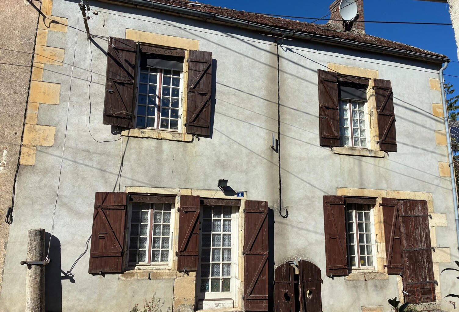 Maison à fort potentiel centre Brinon-sur-Beuvron — photo 1