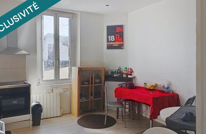 T2 avec terrasse et cave, proche gare, petite copropriété — photo 4
